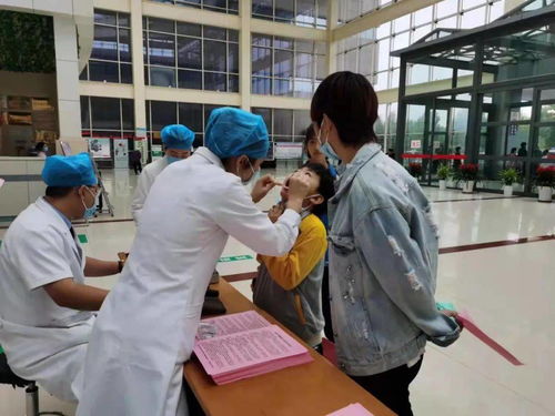 義診咨詢(xún)送健康，真情服務(wù)暖人心——記一場(chǎng)溫暖的健康咨詢(xún)活動(dòng)